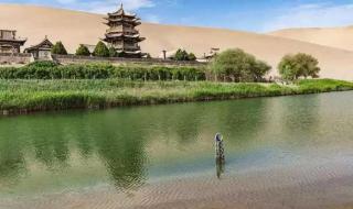 我国的第一泉 素有我国沙漠第一泉